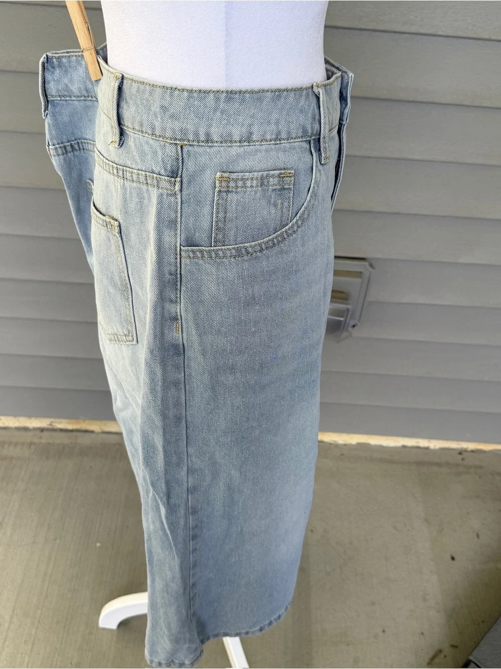 NWOT Denim Capri Bermuda Shorts Large Vintage Washed Whiskering Y2K Casual